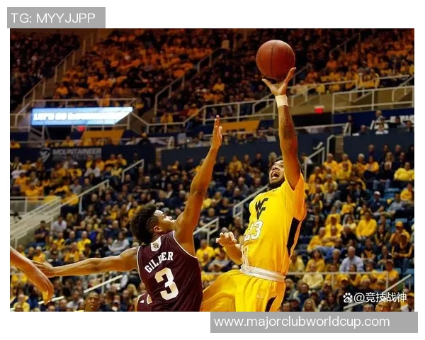 2017年火箭队与湖人队激战回顾：一场篮球盛宴的精彩瞬间与战术分析