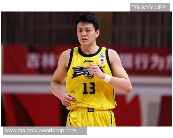 姜宇星的成长之路：从青涩少年到璀璨明星的奋斗历程与心路历程