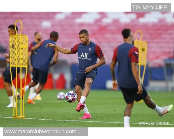 巴黎与马竞激战正酣在线直播全程回顾与精彩瞬间分享