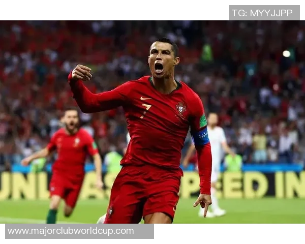 曼联对阵罗马比赛回顾C罗精彩头球助球队逆转胜利